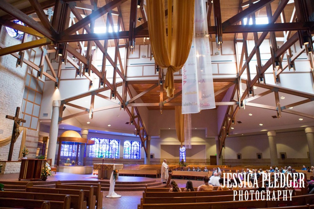 Catholic Church Ceremony in Pearland | Houston Wedding Photographer