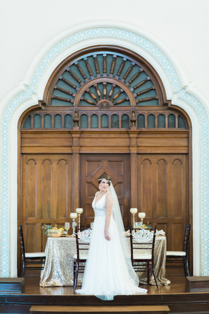 Orange Gold Styled Mediterranean Wedding Serenity Orange Gold | Jessica Pledger Photography | The Parador | Houston, TX