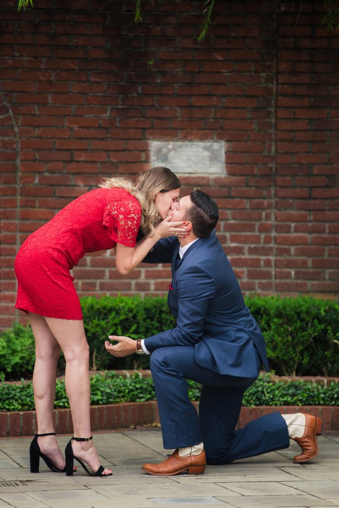 How to Plan the perfect marriage proposal in Houston | River Oaks Garden Club| Jessica Pledger Photography