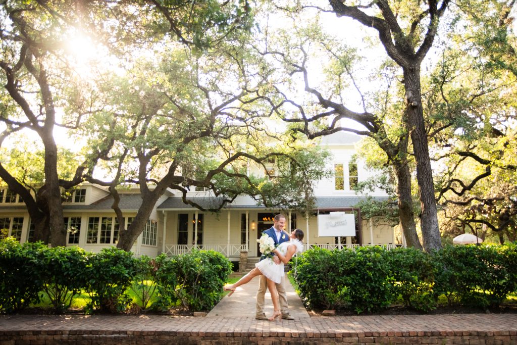 Small Wedding at Mattie's Austin by Jessica Pledger Photography